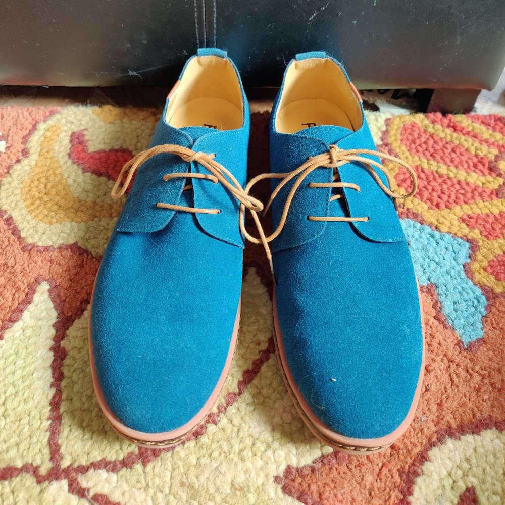 Stunning Blue Mens Oxfords 10/44